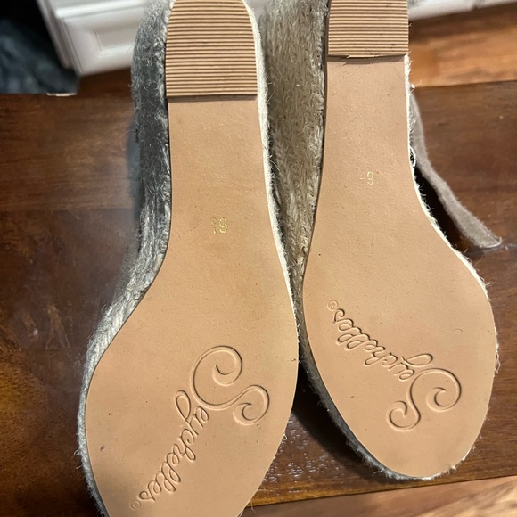 Seychelles Suede Espadrille Wedge Sandals - Picture 4 of 5